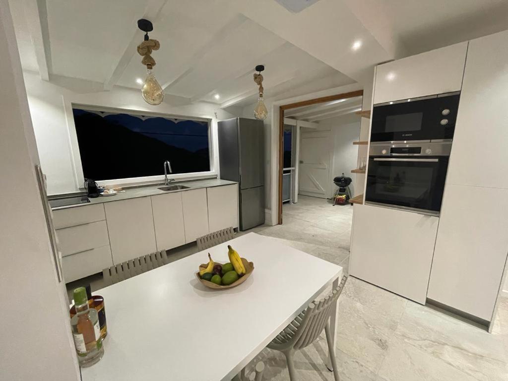 Les Appart Villa Sunbay Caraibes Avec Piscine Privative Vue Mer Et Montagne Le Francois Luaran gambar
