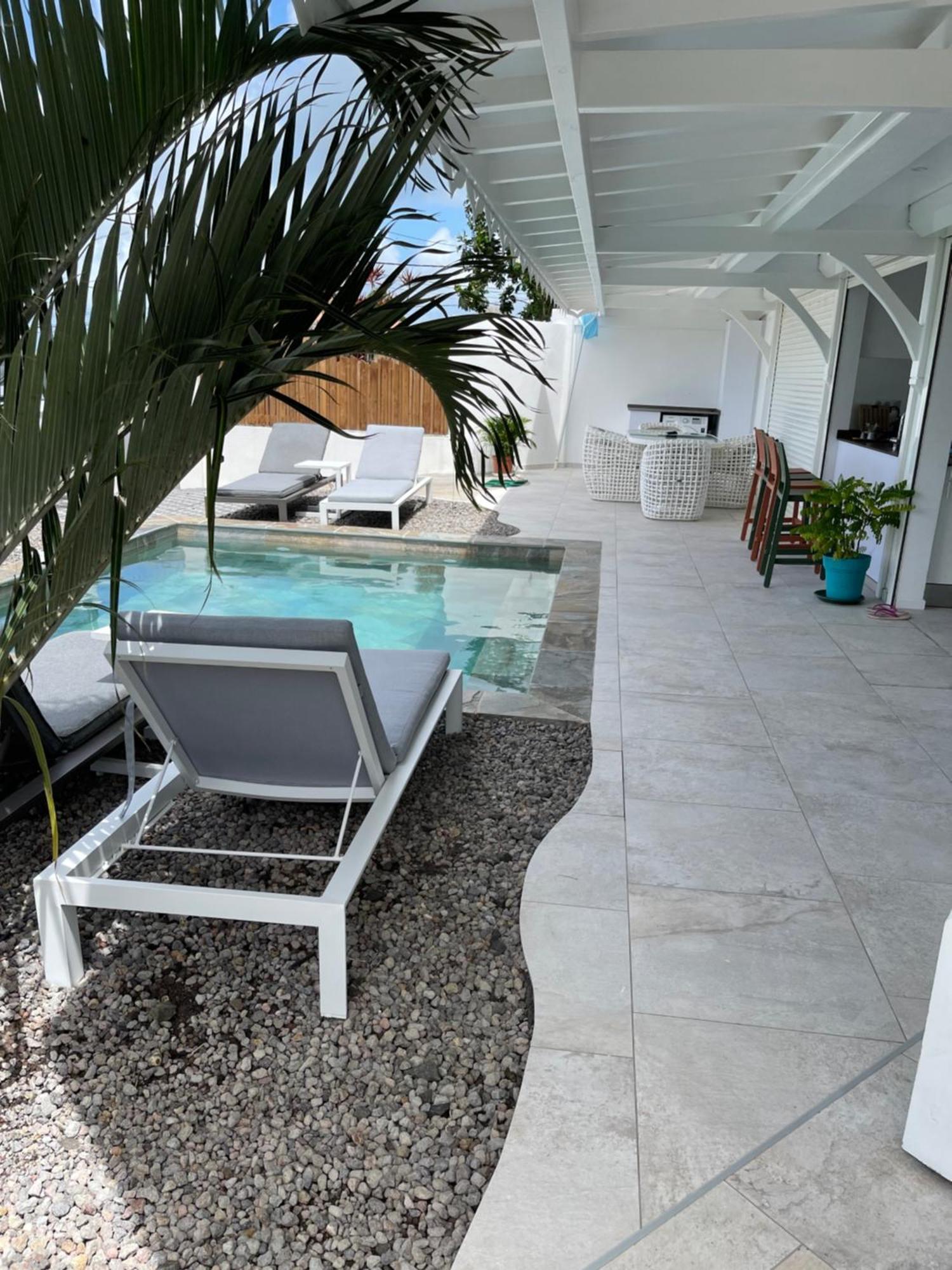 Les Appart Villa Sunbay Caraibes Avec Piscine Privative Vue Mer Et Montagne Le Francois Luaran gambar
